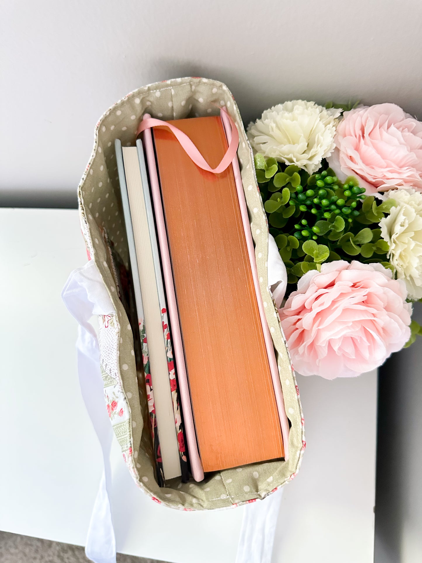 Rose Patchwork Floral Bible Sleeve