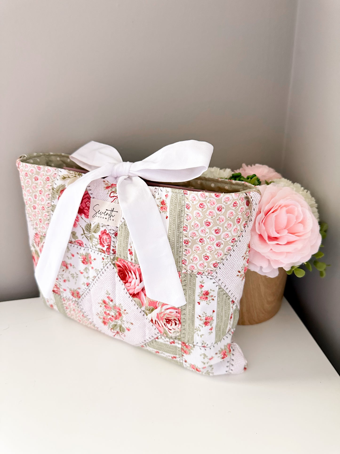 Rose Patchwork Floral Bible Sleeve