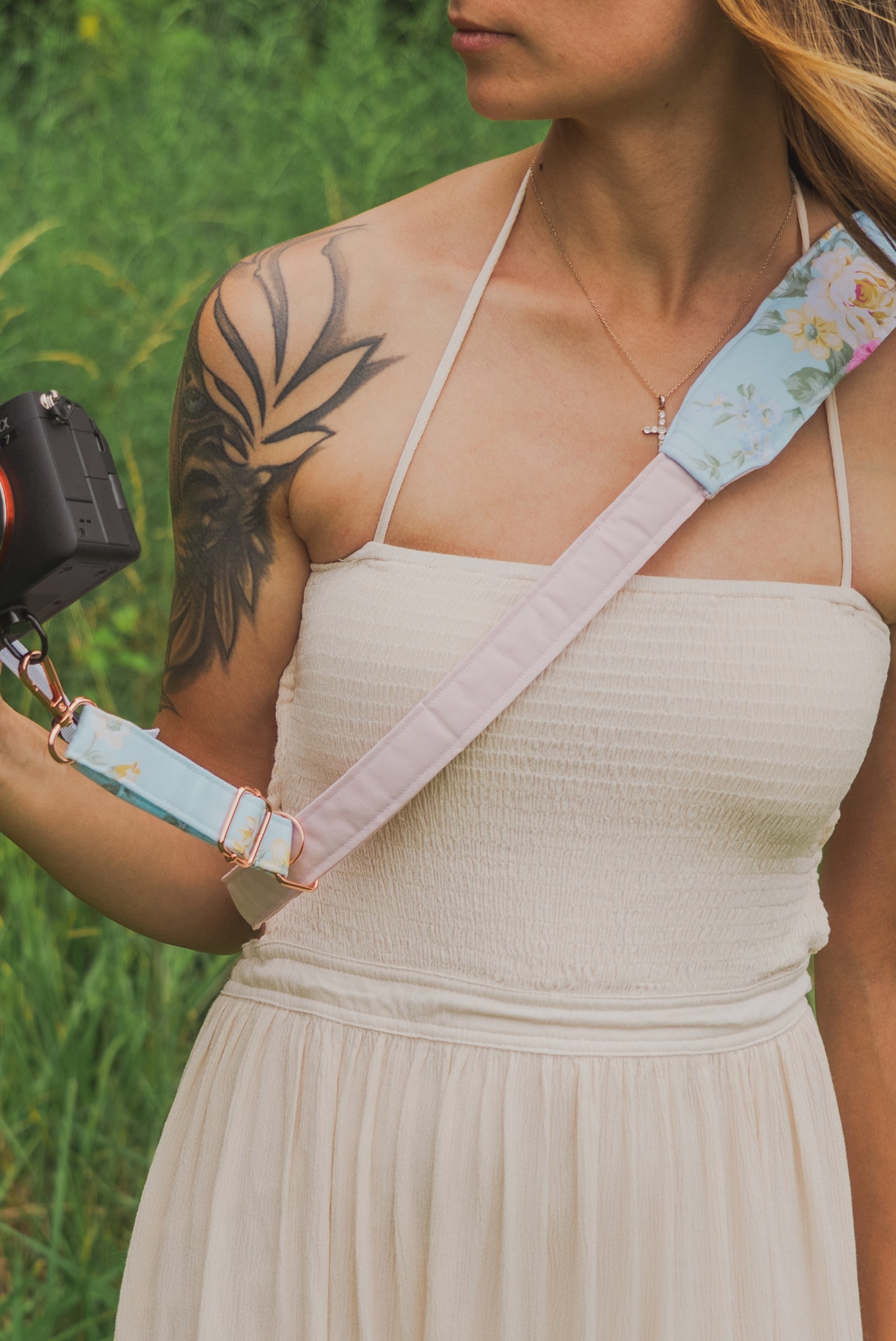 Sweet Spring Pink Floral Adjustable Sliding Camera Strap with Dual Clasp | Single Camera Harness | Screw In Attachment